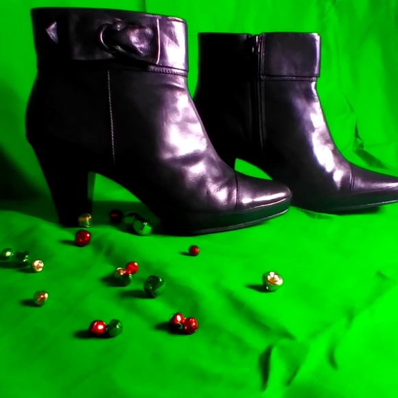 Black Leather Ankle Boots (Booties) by Clark's - Picture 2 of 6